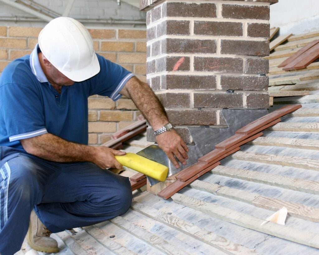 chimney flashing repair