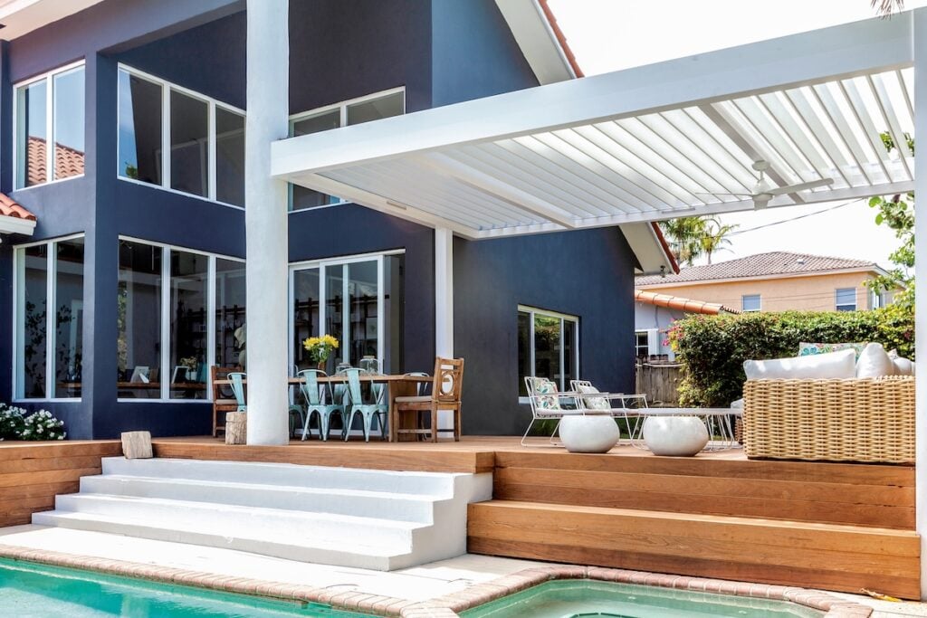  patio district - white r-blade 14 (1)