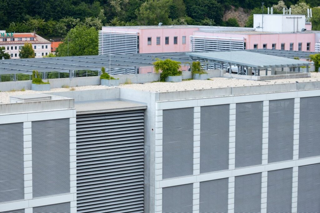 what types of commercial roofing systems are used in winona wi flat huge builsing