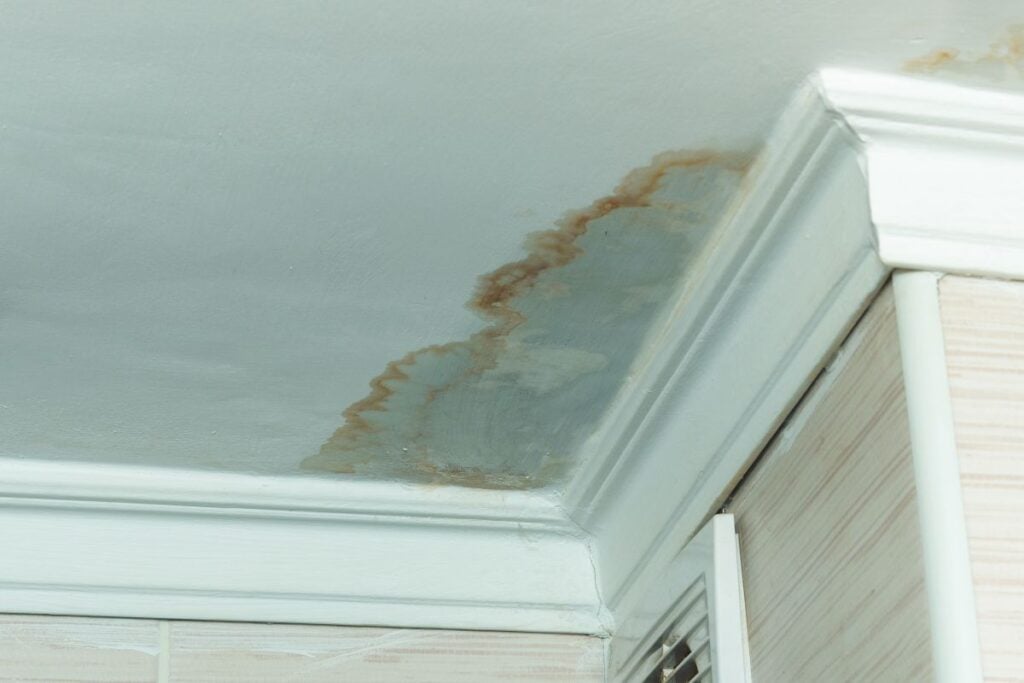 what causes roof leaks in chippewa falls wi homes stain on white ceiling 